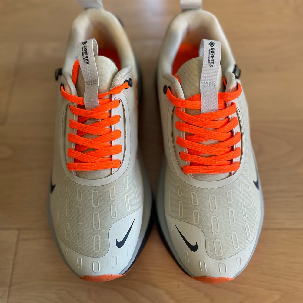 Nike Men's Beige and Orange Sneakers